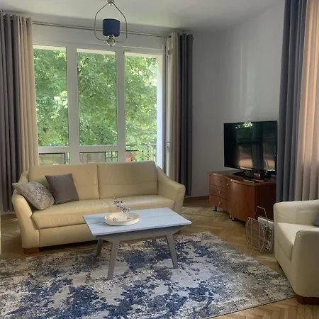 Wielki Blekit Z Salonem I Dwiema Sypialniami