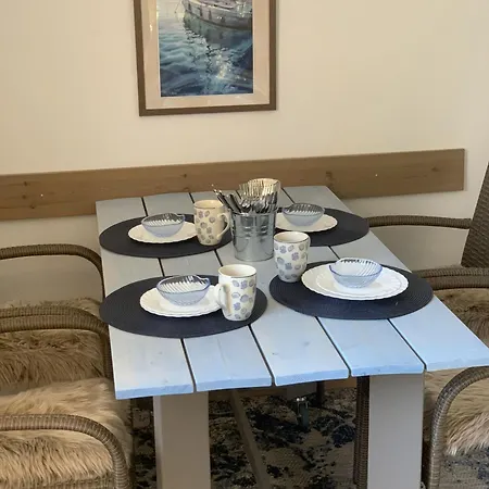 Wielki Blekit Z Salonem I Dwiema Sypialniami *