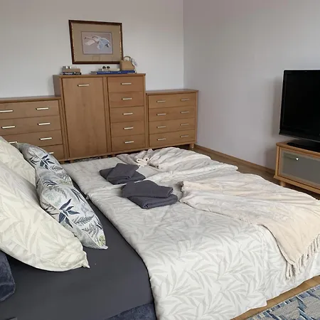 Wielki Blekit Z Salonem I Dwiema Sypialniami