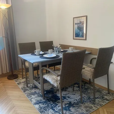 Wielki Blekit Z Salonem I Dwiema Sypialniami * Giżycko